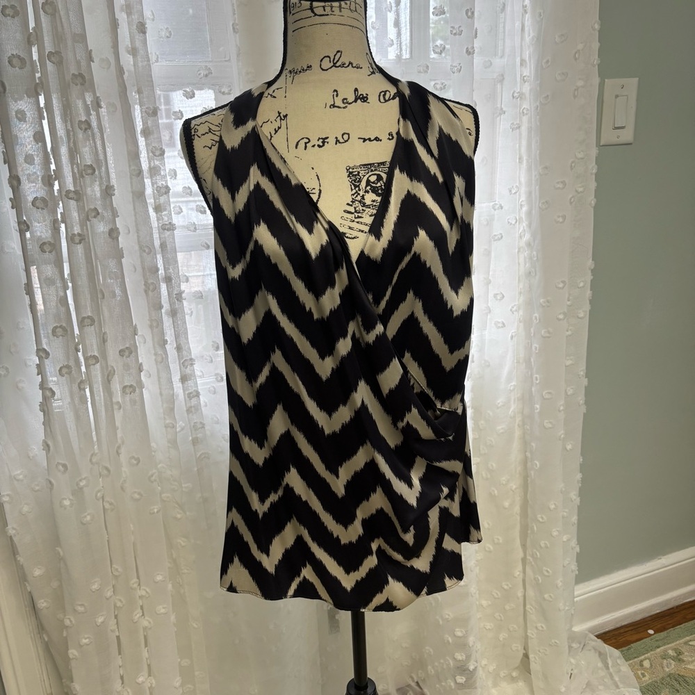 Lafayette 148 New York Black and Cream Chevron Blouse